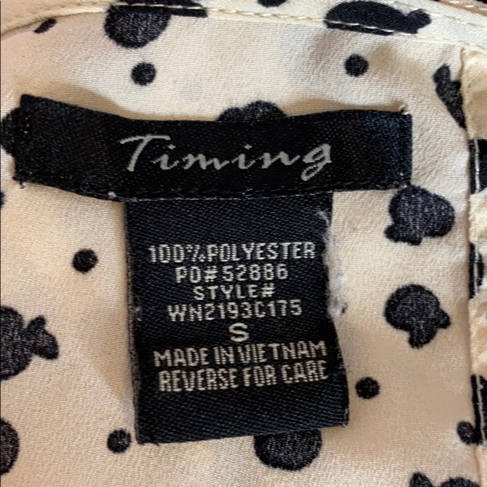 Timing Open Back Crop Top - Picture 4 of 4